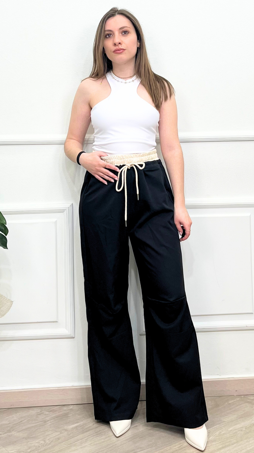 Pantalone effetto elastico