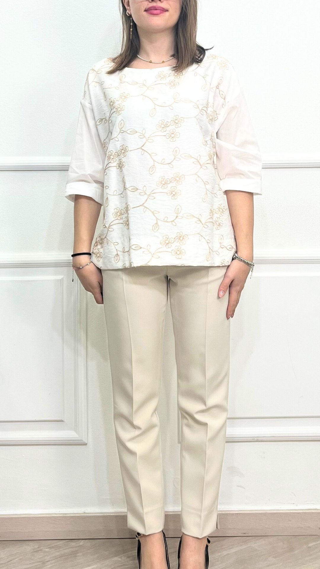 Casacca con fiori in ricamo - DOPPIOSENSO