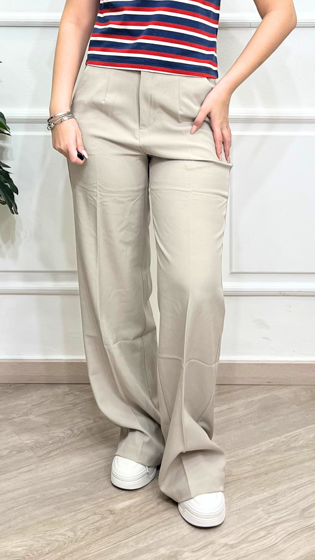 Pantalone a palazzo - Tortora