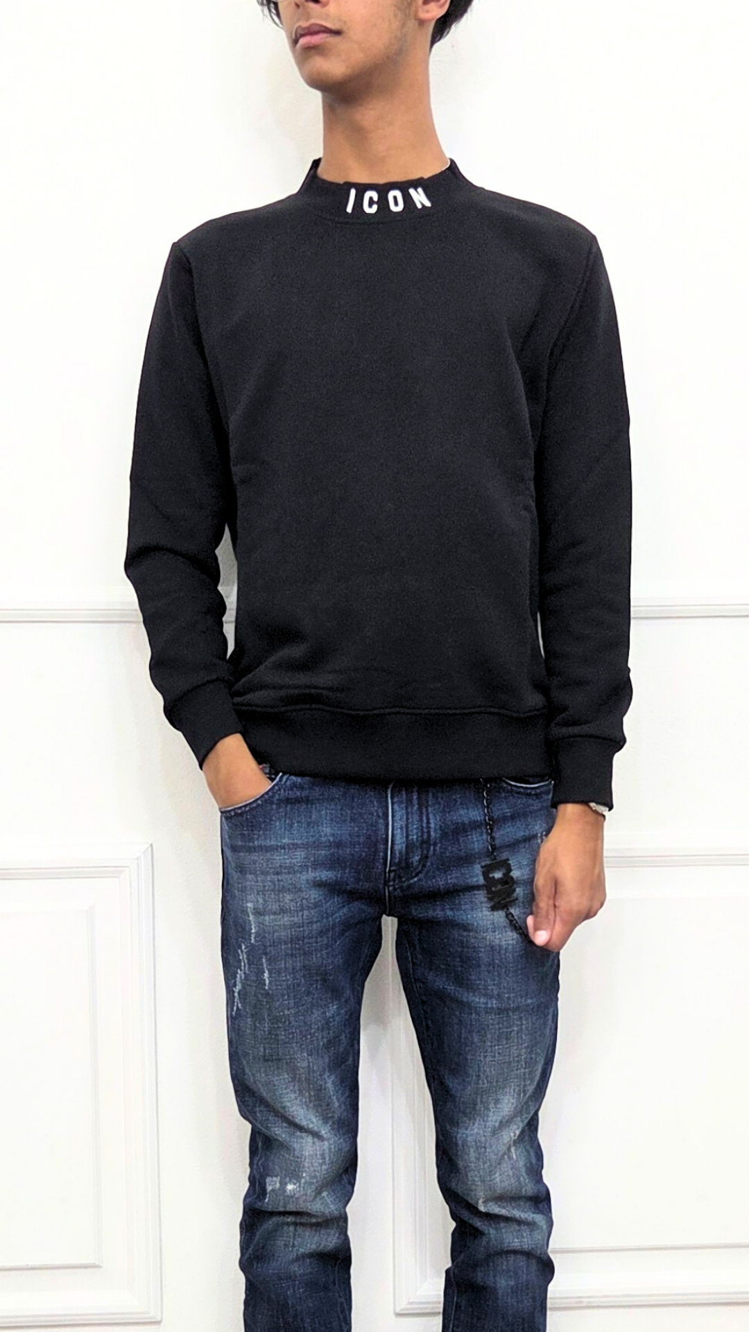 Felpa con ricamo sul collo - ICON