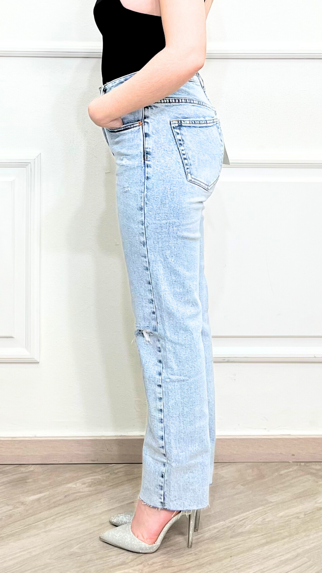 Jeans con strappi - MISS BONBON