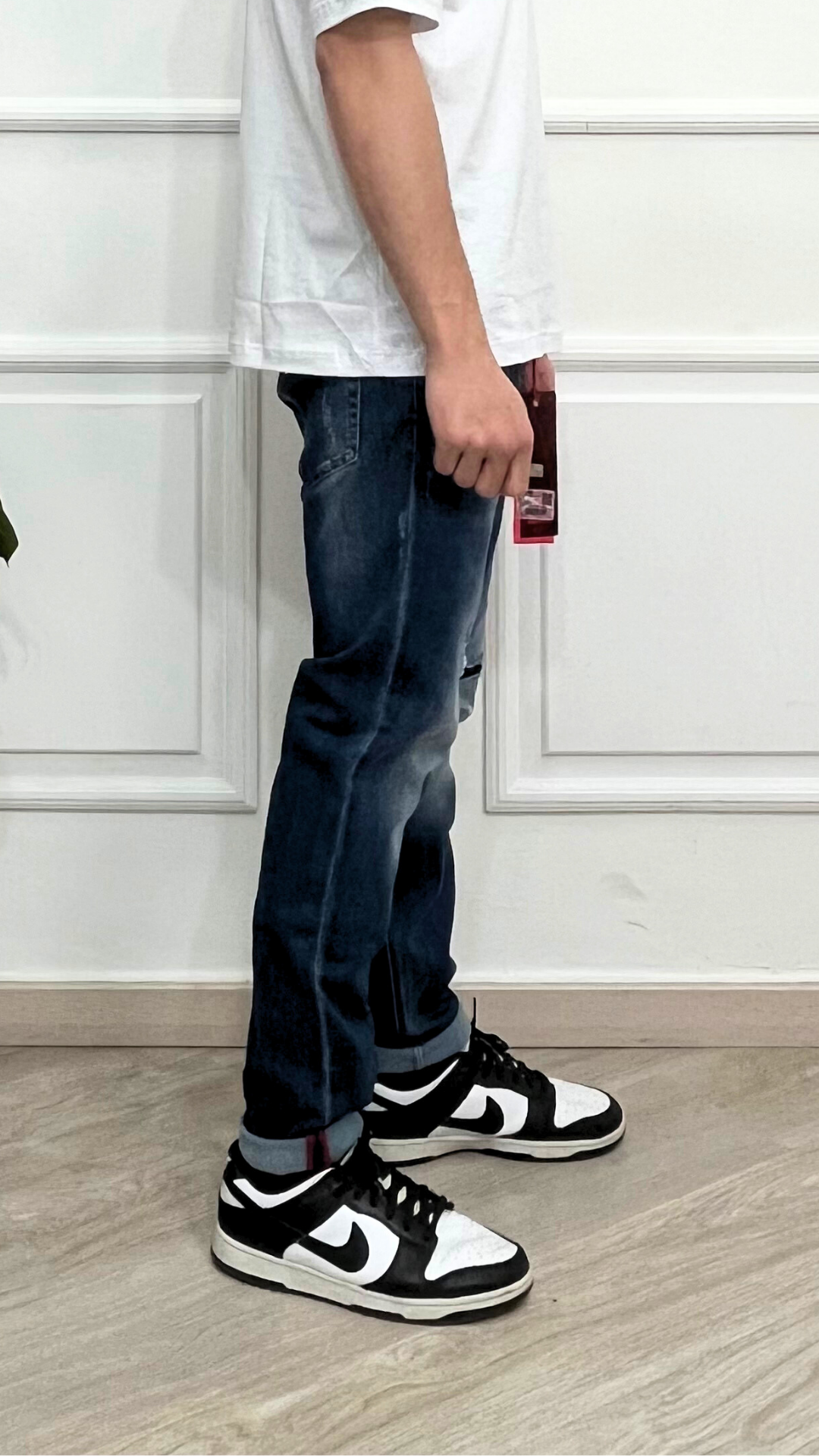 Jeans con applicazioni metalliche - ICON
