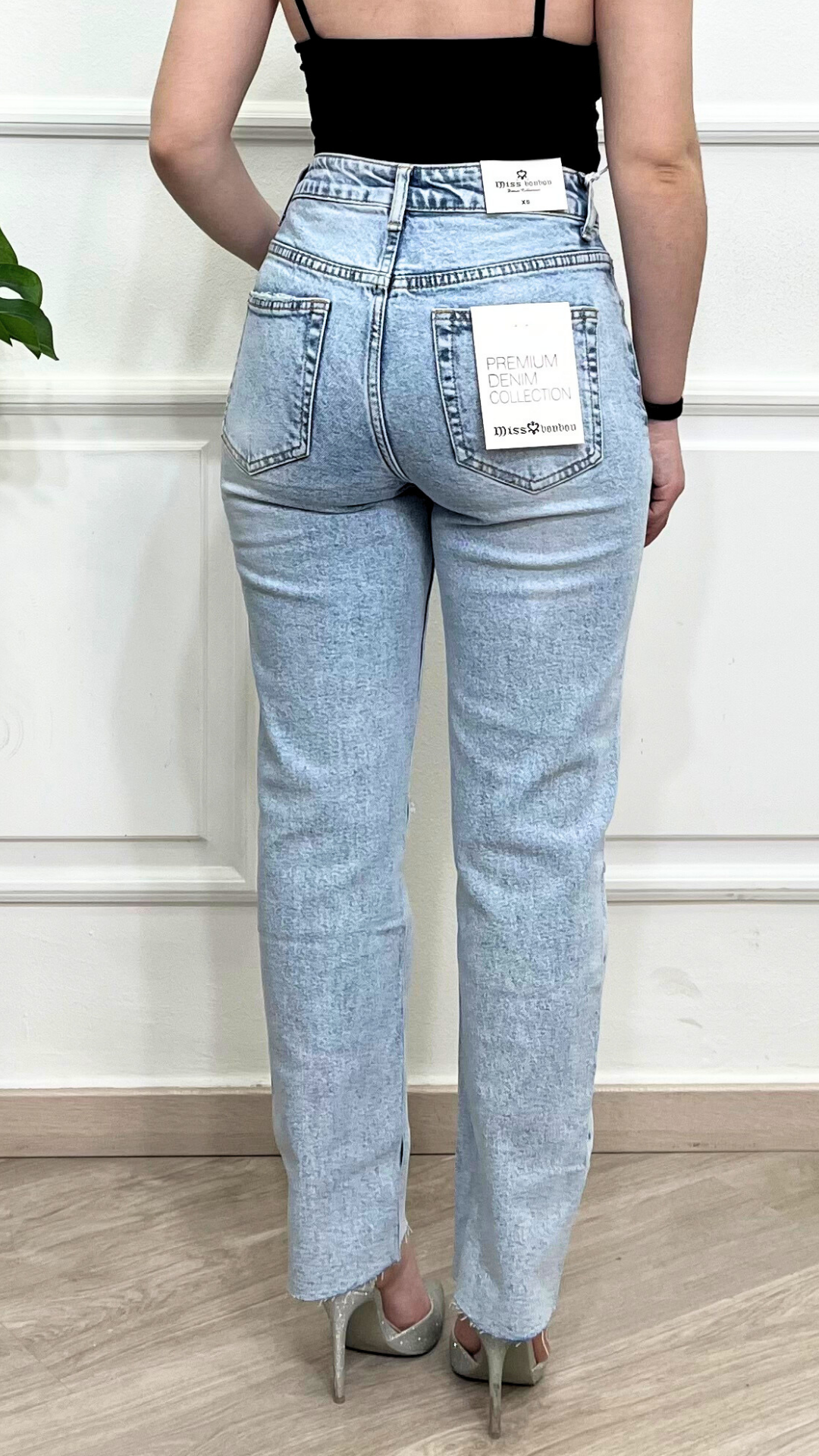 Jeans con strappi - MISS BONBON