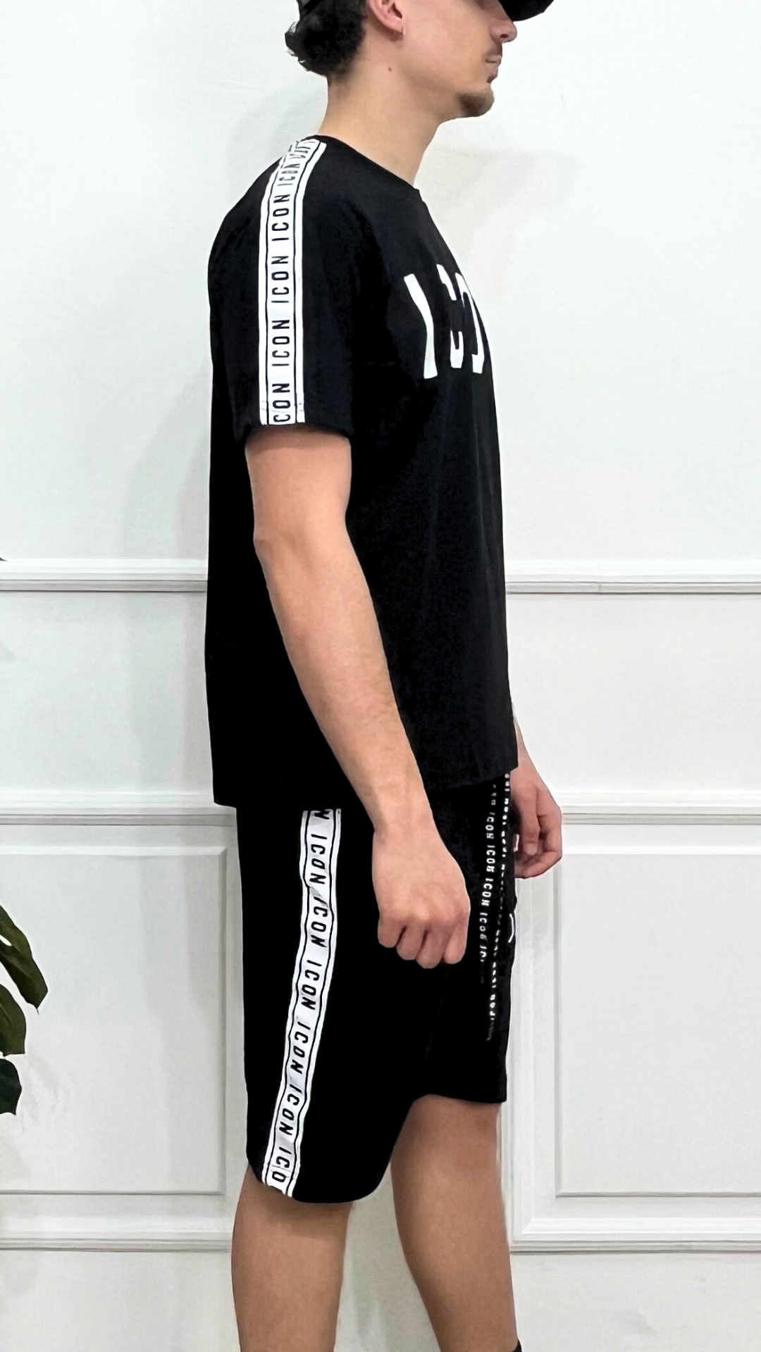 T-shirt con bande - ICON