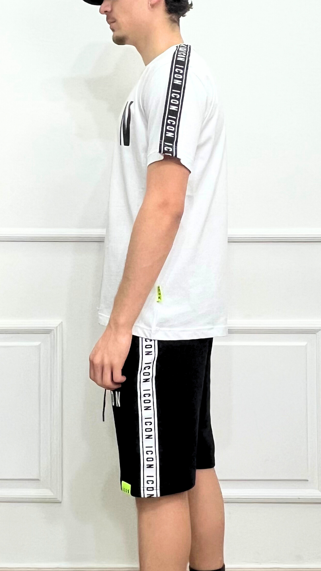 T-shirt con bande - ICON