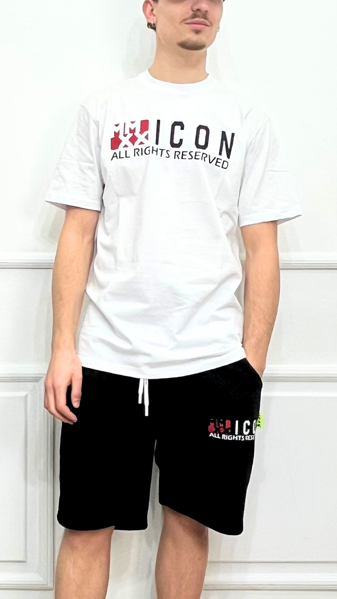 T-shirt square - ICON