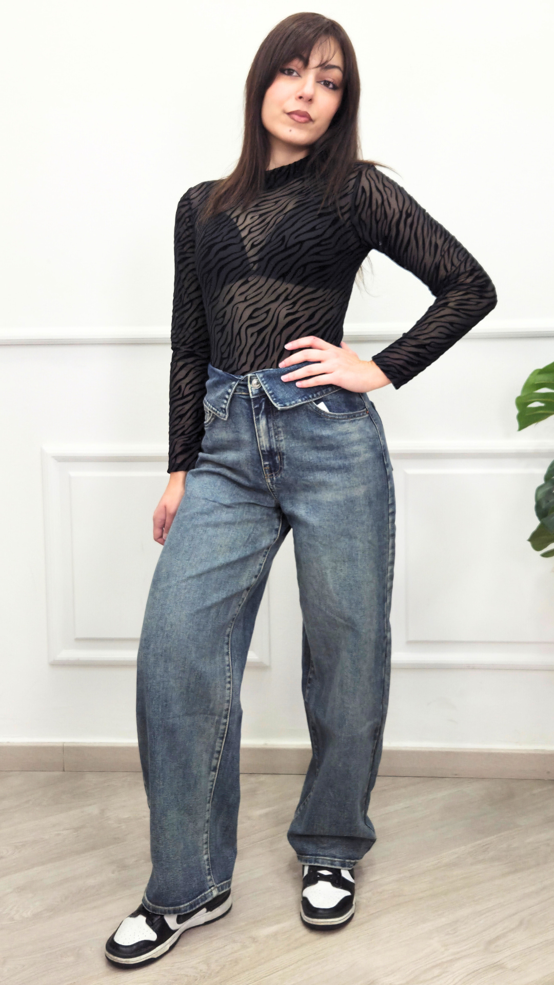 Jeans con risvolto in vita