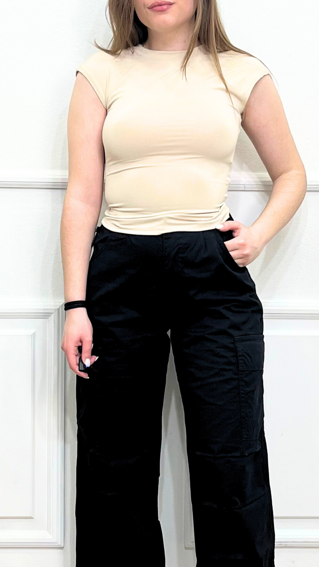 Maglia smanicata - LUCY