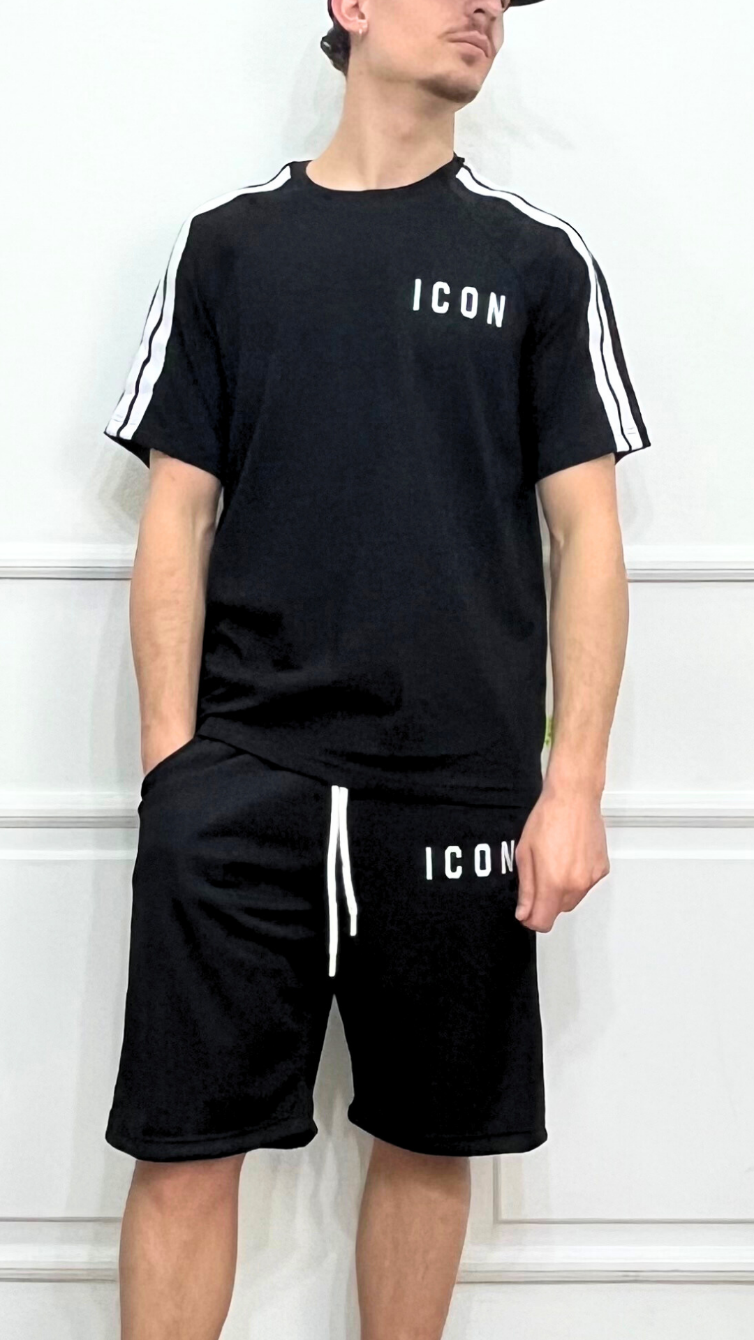 T-shirt con bandine - ICON