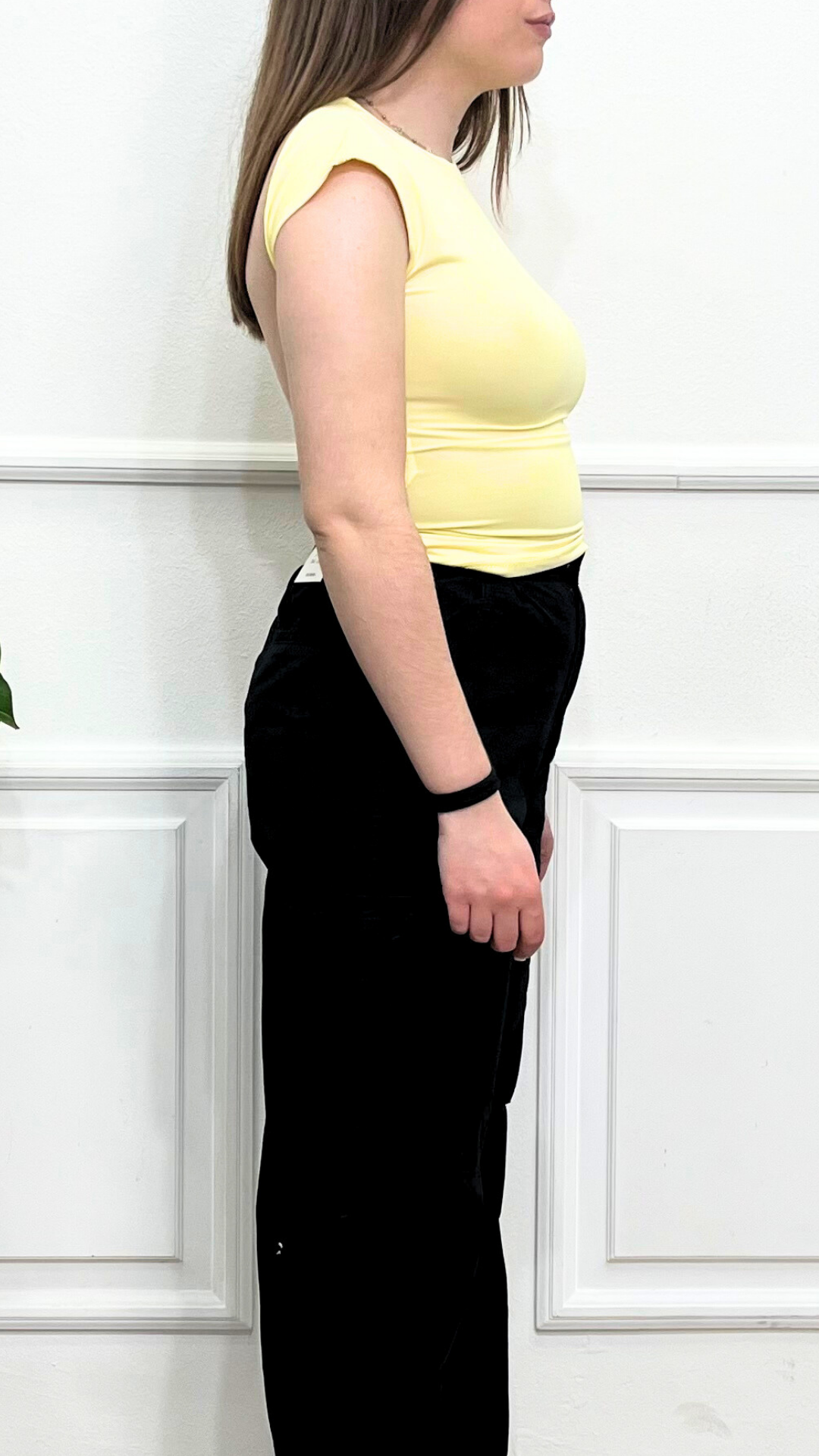 Maglia smanicata - LUCY