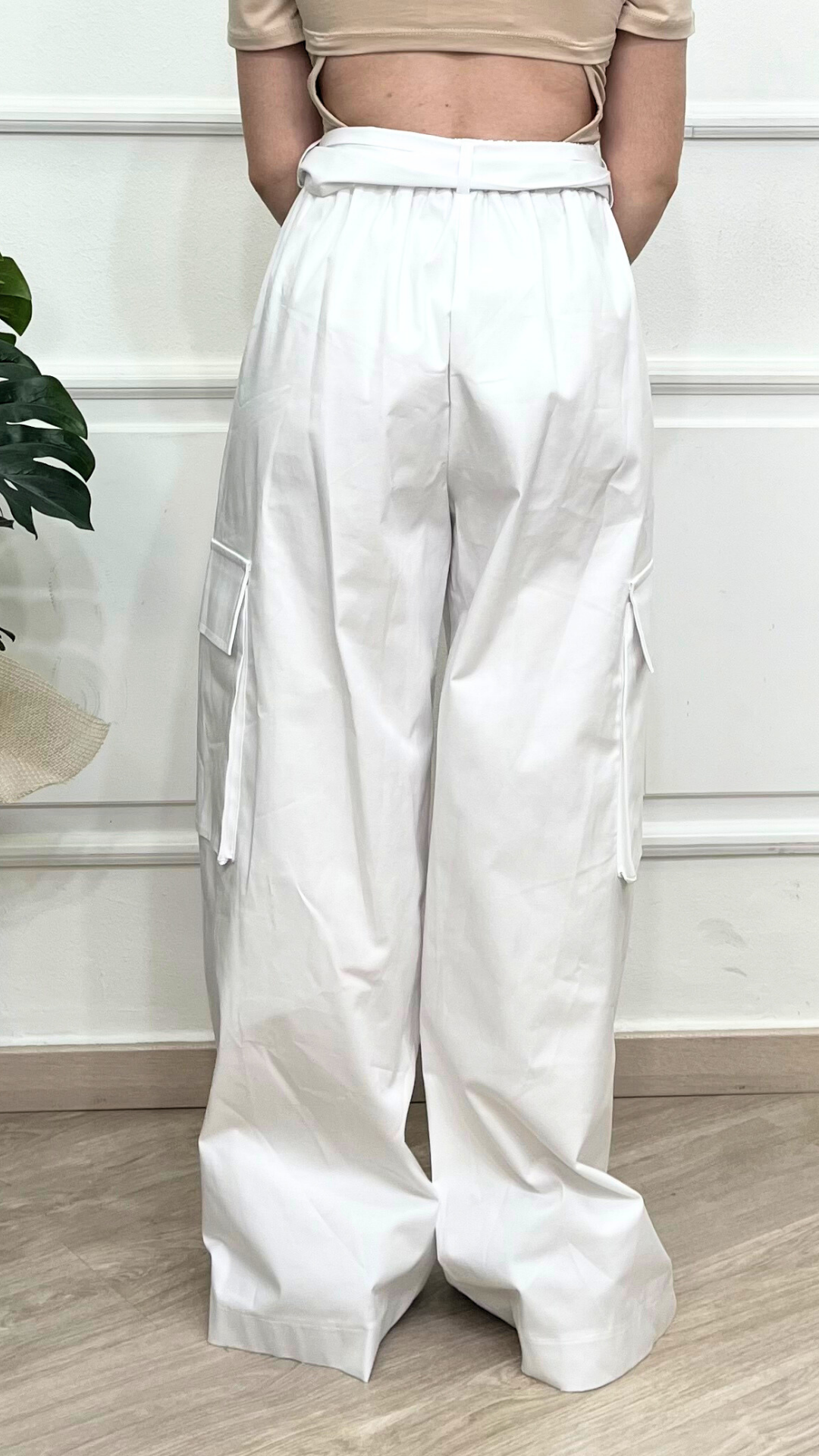 Pantalone con tasconi e cintura - LUMINA