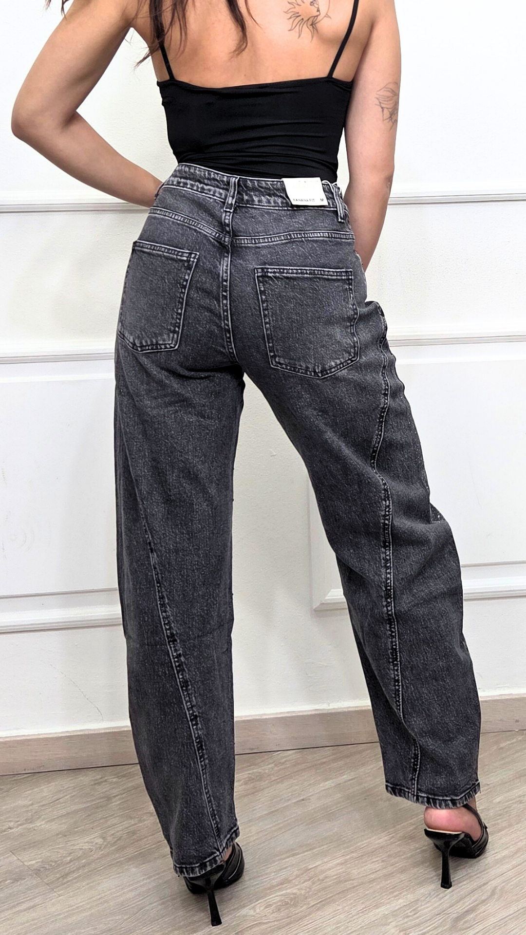 JEANS CON BRILLANTINI BANANA FIT - DENIM BRAND