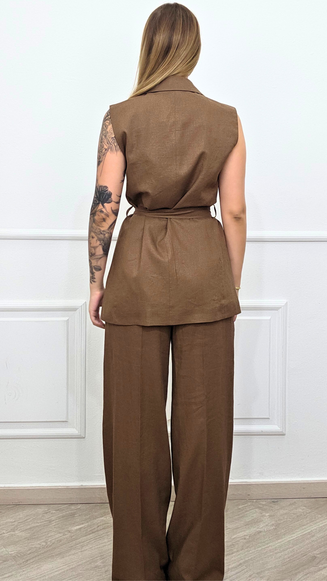 MONOCHROME BELTED TAILLEUR - ELENA CASALI