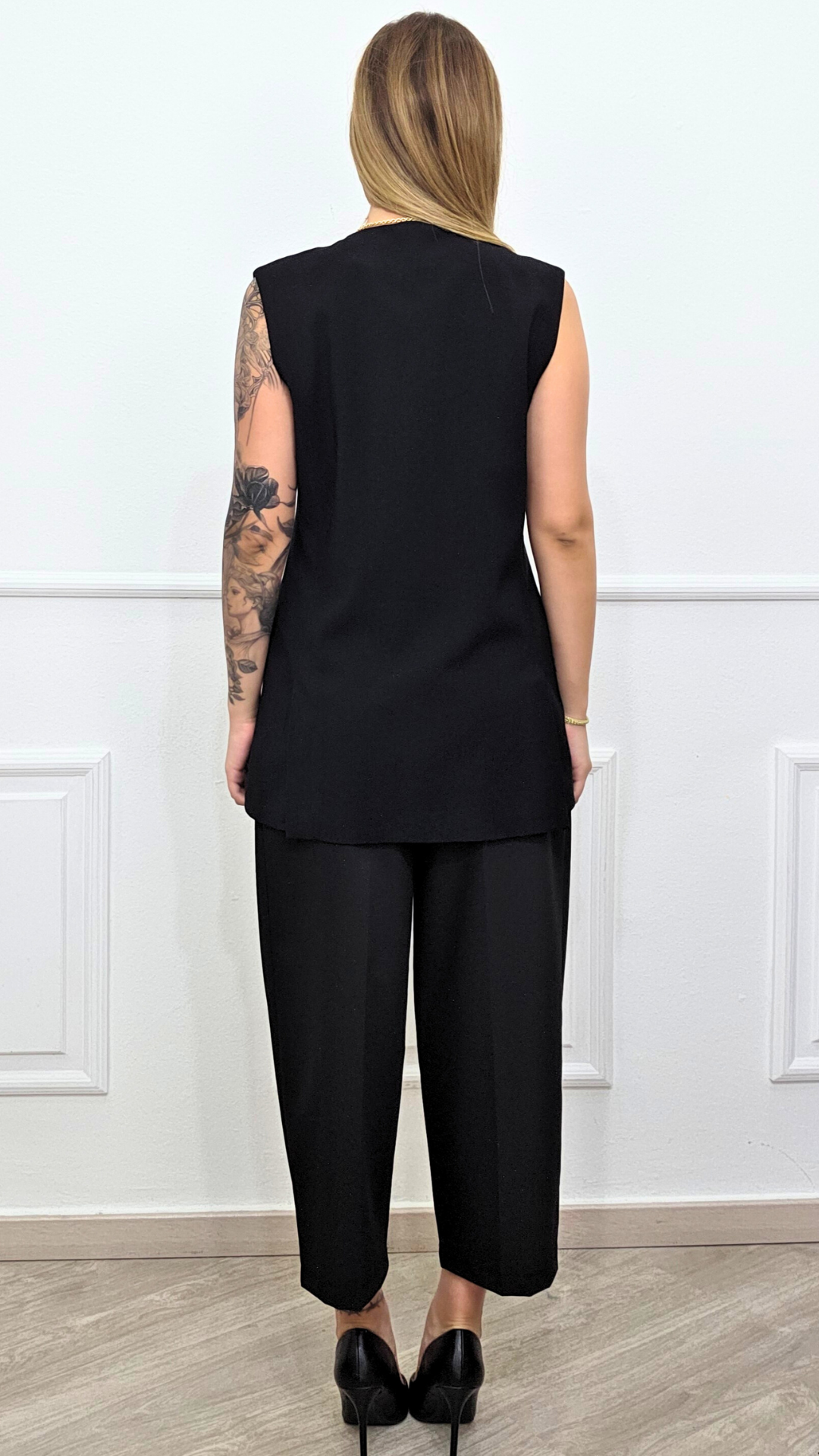 POWER SUIT DEEP V - SIMONA G.