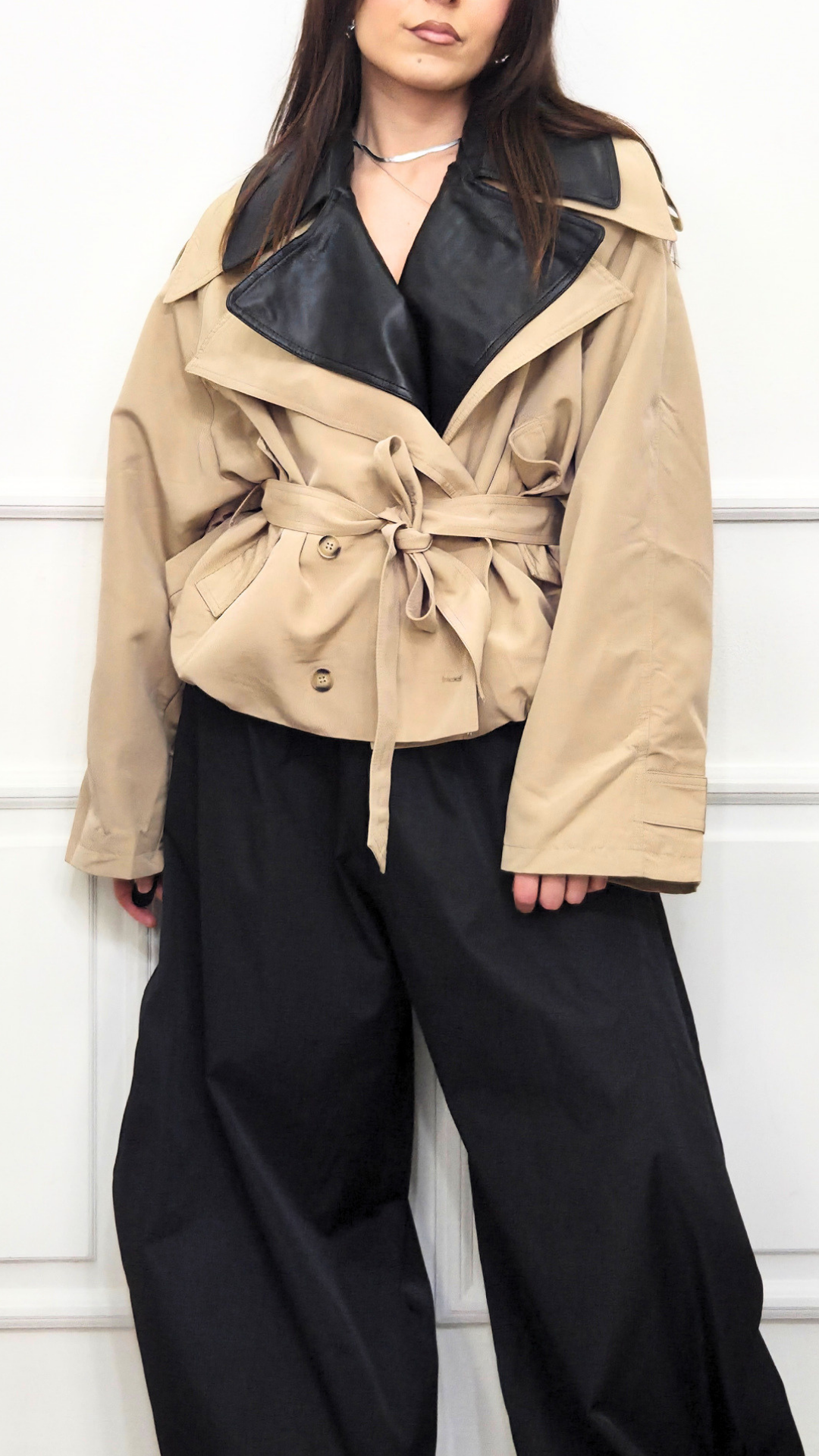 Trench Corto City Elegance