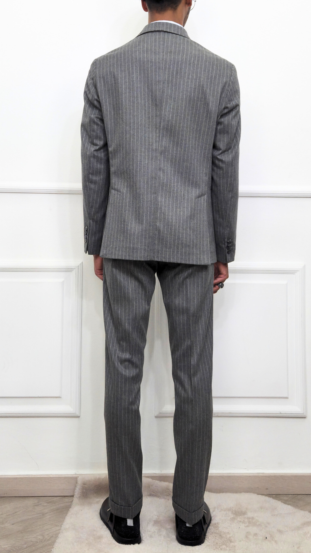 Abito monopetto gessato - EMPORIO