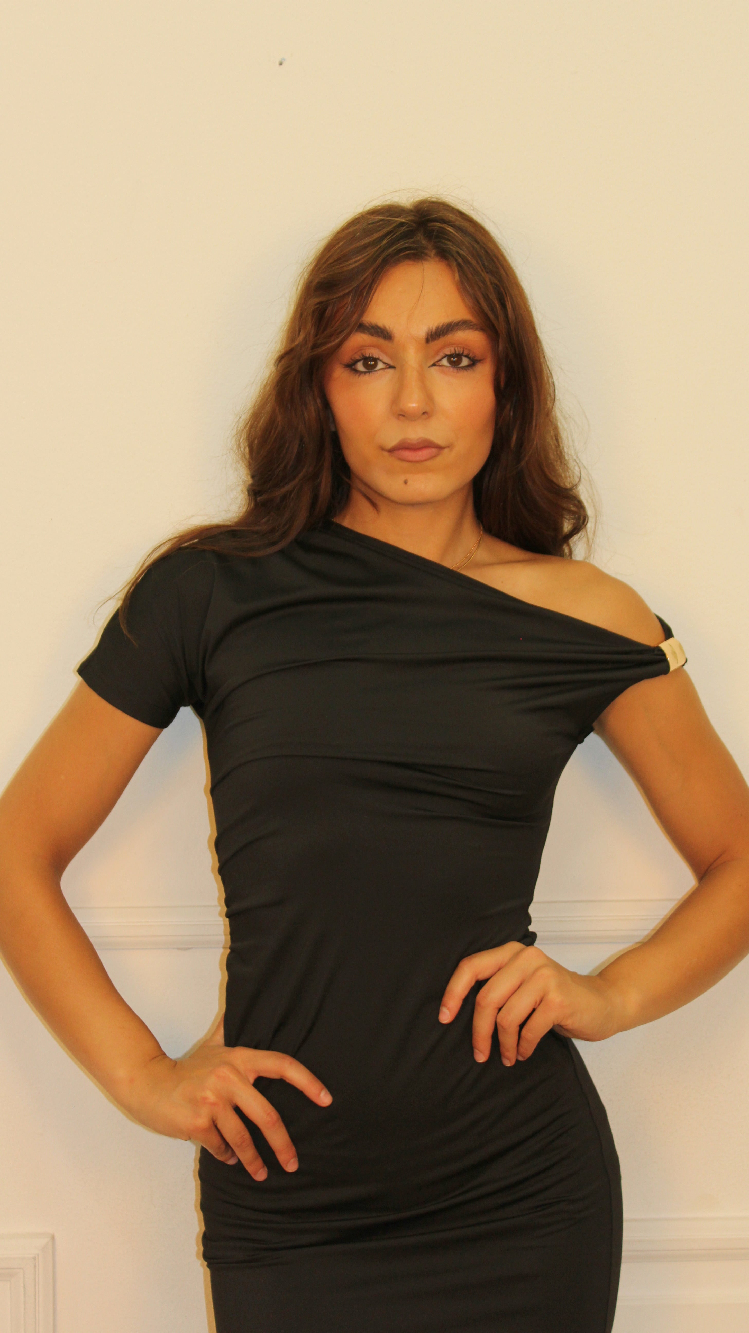 Abito Sleek Onyx