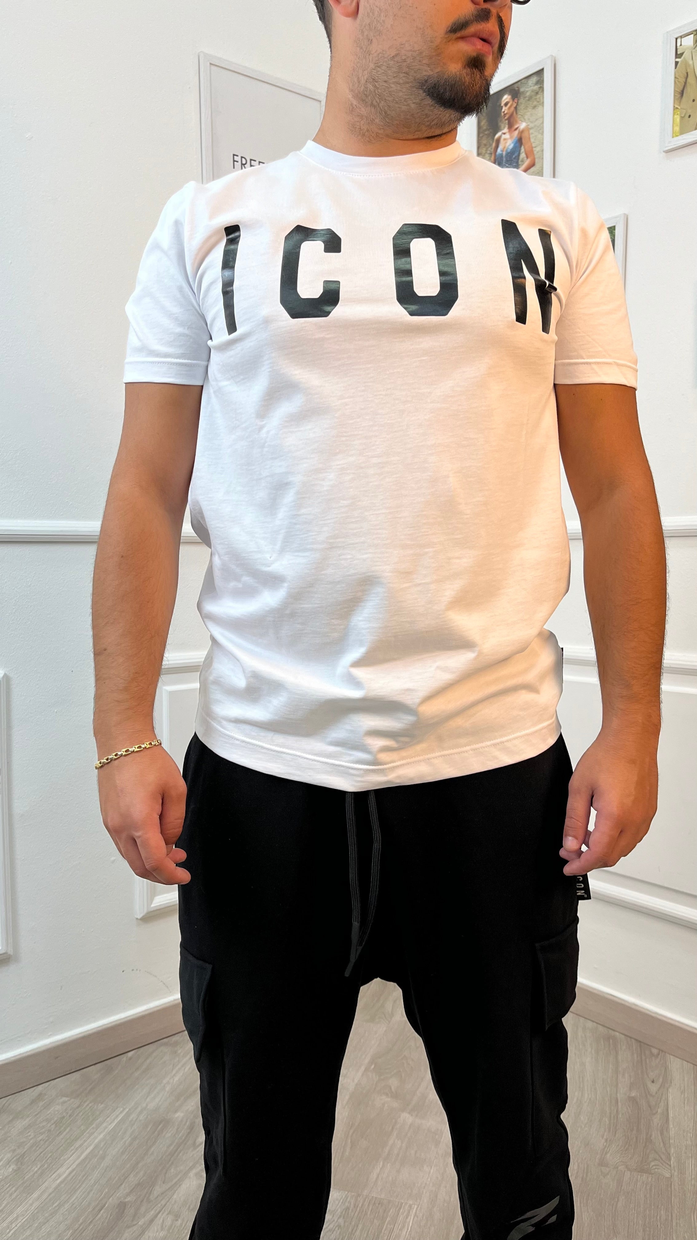 T-shirt con logo - ICON